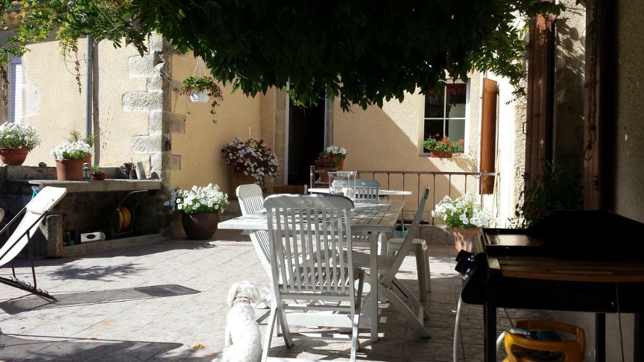 Gite De L'Eyrieux Les Ollières-sur-Eyrieux Exterior foto